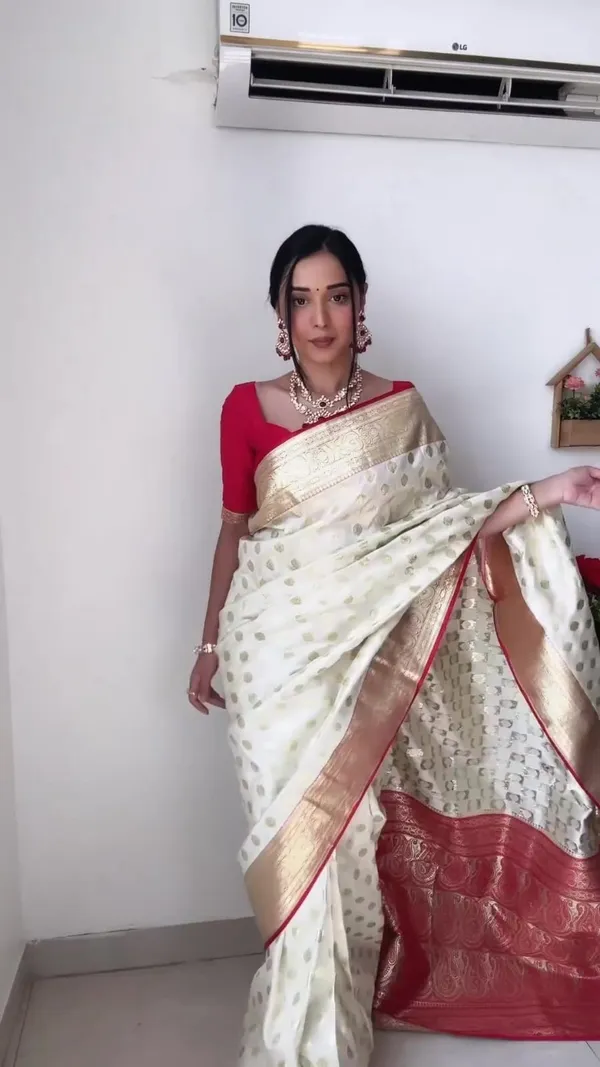 White_1-Minute_Ready_To_Wear_Saree_For_Women