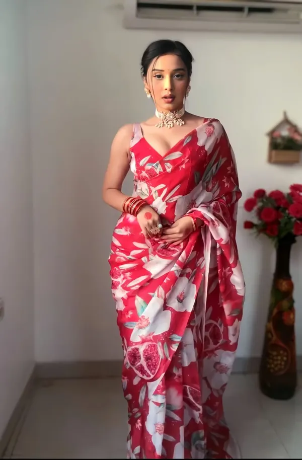 Red_1-Minute_Ready_To_Wear_Georgette_Saree_For_Women