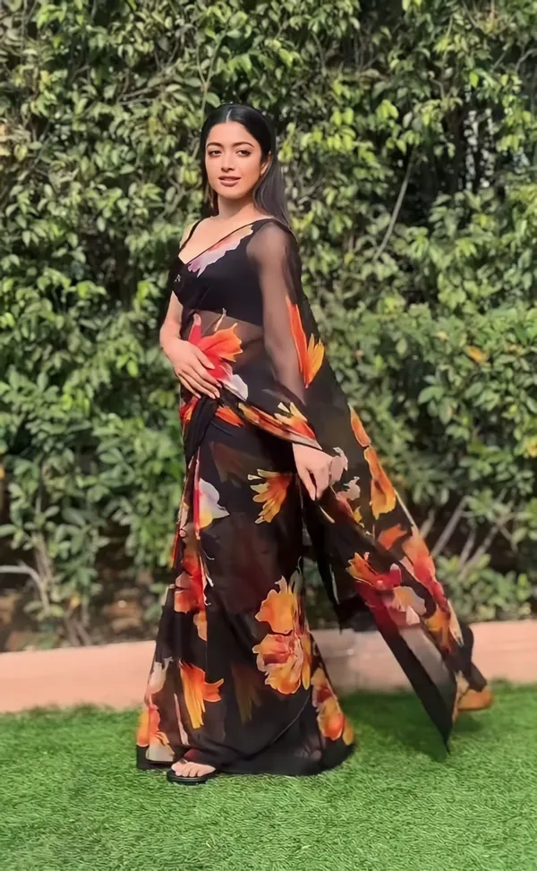 Black_1-Minute_Ready_To_Wear_Georgette_Saree_For_Women