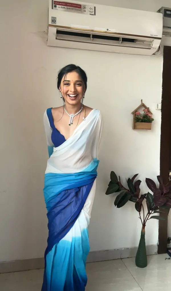 White_&_Blue_1-Minute_Ready_To_Wear_Georgette_Saree_For_Women