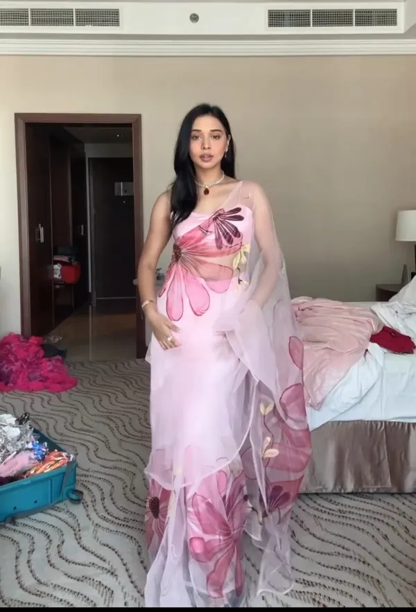 Pink_1-Minute_Ready_To_Wear_Organza_Saree_For_Women