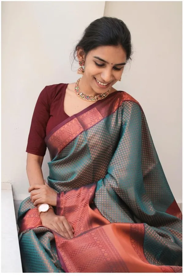 Grey_Riddi_Creation_Embellished_Banarasi_Jacquard_Saree_(Grey)_For_Women