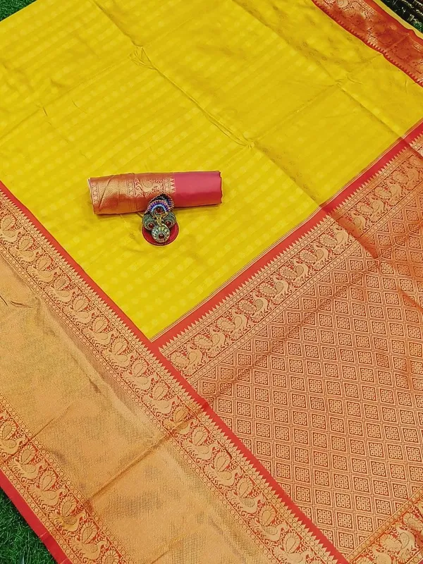 Yellow_Embellished_Banarasi_Jacquard_Saree_(Yellow)_For_Women