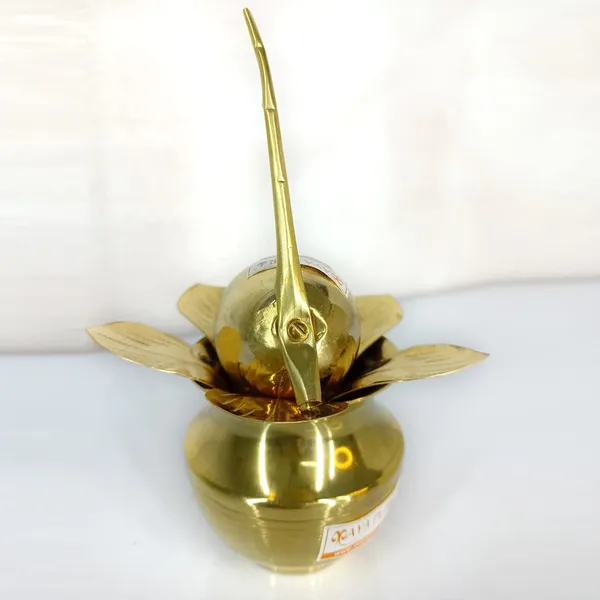 MAYAPURI_Golden_Brass_Puja_Ghat_/Mangal_Kalash_/Devi_Ghat_/Lota_With_Mango_Five_Leaves_&_Coconut
