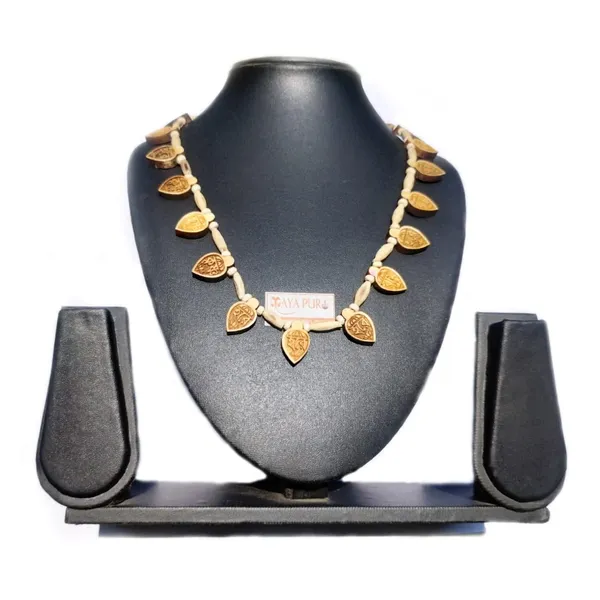 MAYAPURI__Design_Tulsi_Mala_With_Hare_Krishna_Hare_Ram_Pendan_In_Bangla_Locket