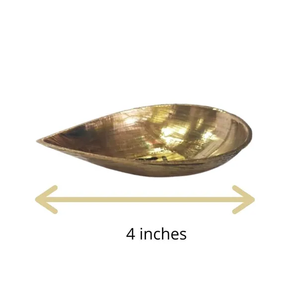MAYAPURI_Handmade_Pital_Pradip,_Pure_Brass_Diya_/Pradeep_For_Daily_Usage