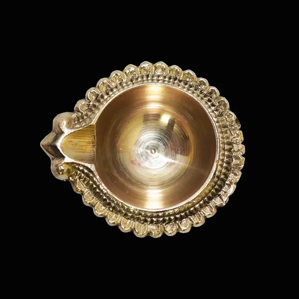 MAYAPURI_Brass_Handcrafted_Diya,_Traditional_Pital_Pradip,_Decorative_Brass_Oil_Lamp_|_Diwali_Decorations_-_Pack_Of_4