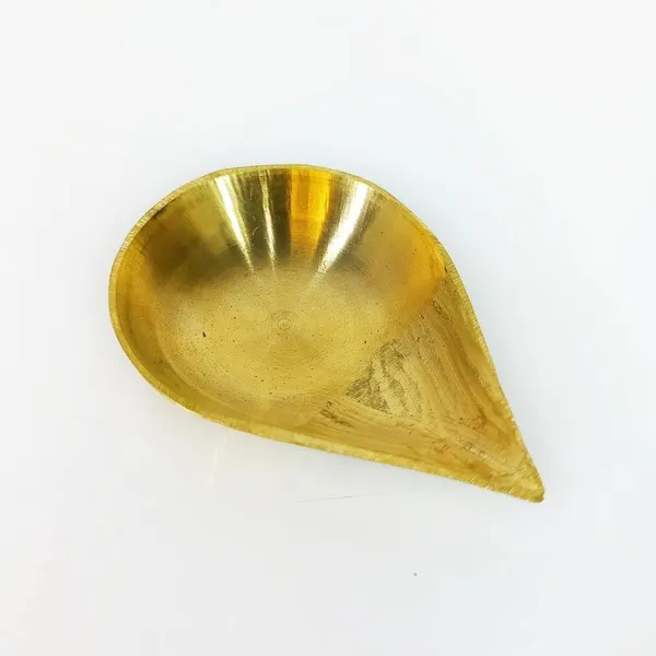 Golden_Handmade_Pital_Pradip,_Pure_Brass_Diya_/Pradeep_For_Daily_Usage
