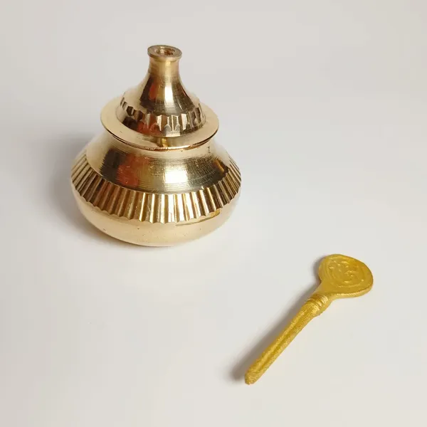 MAYAPURI_Golden_Handmade_Pital_Sindoor_Dibbi_Or_Kumkum_/_Sindur_Box_With_Stick