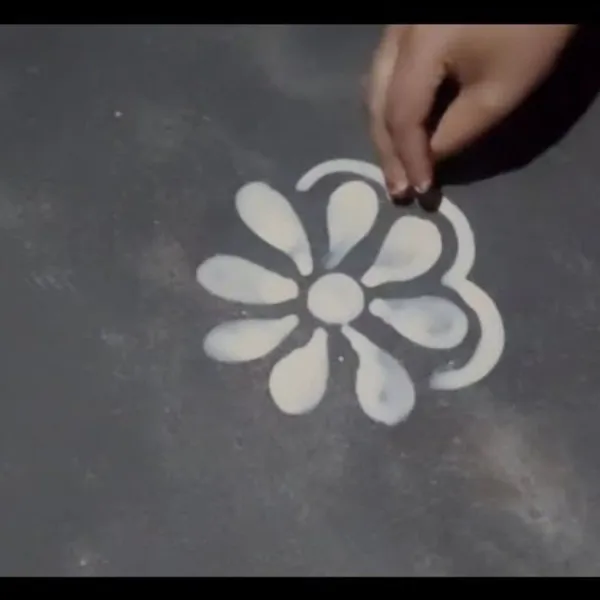 MAYAPURI_Khadia_Mitti_for_Mandana_Art,_Alabaster_Clay_for_Festival_Decorations,_Khori_Mati_for_Alpona_–_400g