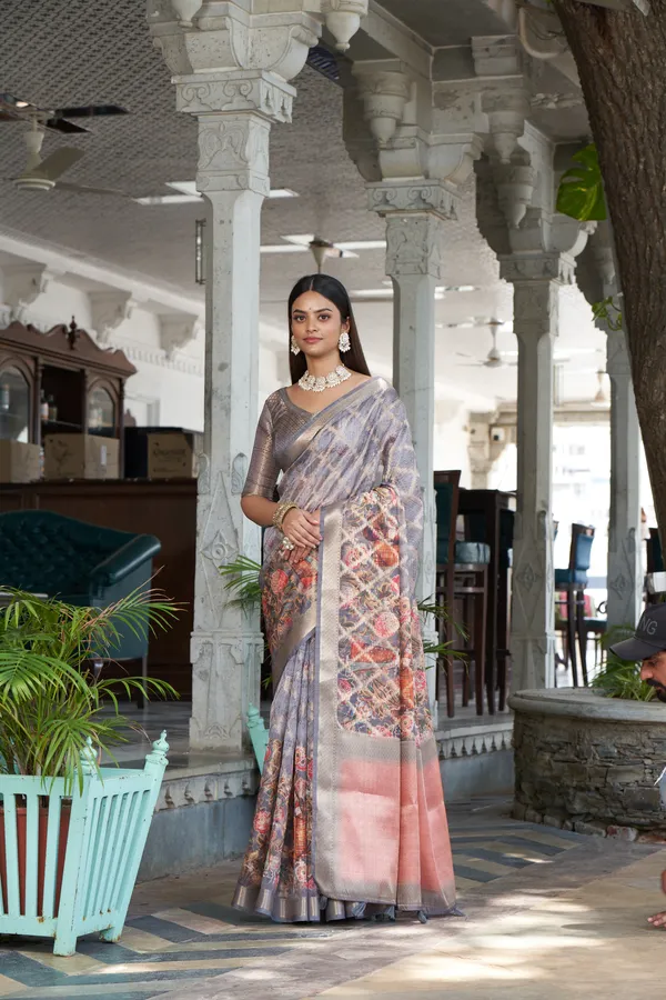Grey_Jacquard_Weaved_Fancy_Organza_Silk_Rich_Pallu_Border_Saree_With_Blouse