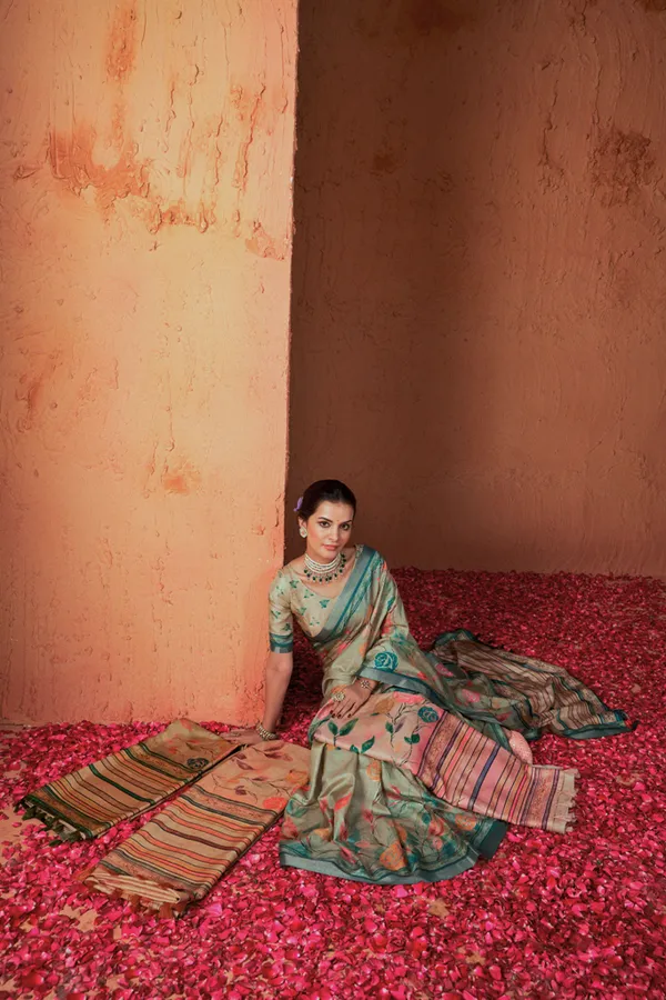 Multicolor_Manipuri_Silk_Hand_Printed_Foil_Work_Fancy_Saree_With_Blouse