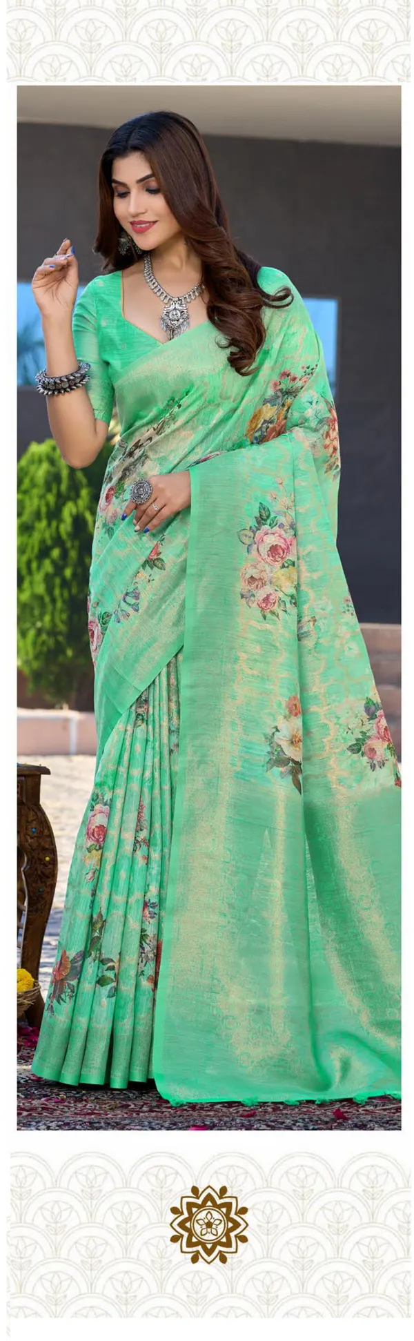 Multicolor_Jacquard_Weaved_Rich_Pallu_Jari_Border_Elegant_Party_Wear_Saree_With_Blouse