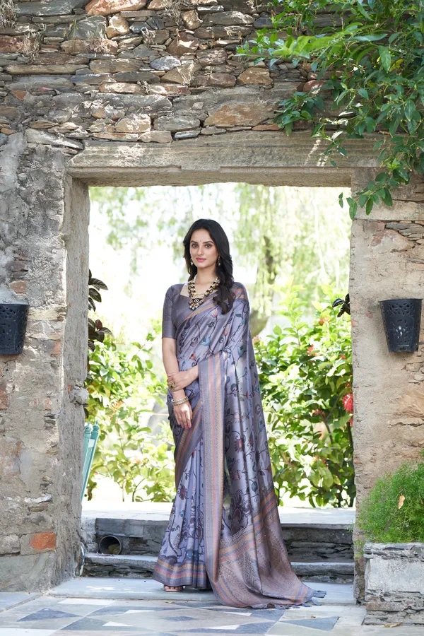 Multicolor_Jacquard_Weaved_With_Fancy_Jari_Rich_Pallu_Border_With_Digital_Printed_Saree_With_Blouse